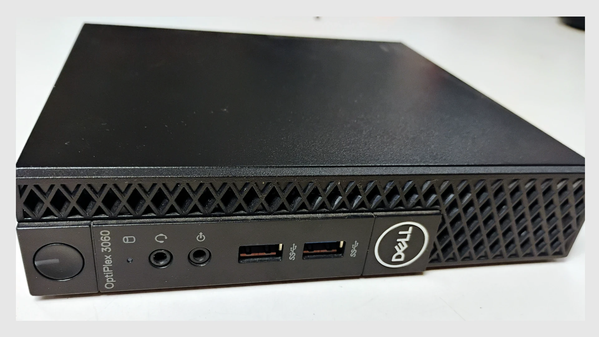 A Dell Optiplex 3060 Tiny Form Factor PC